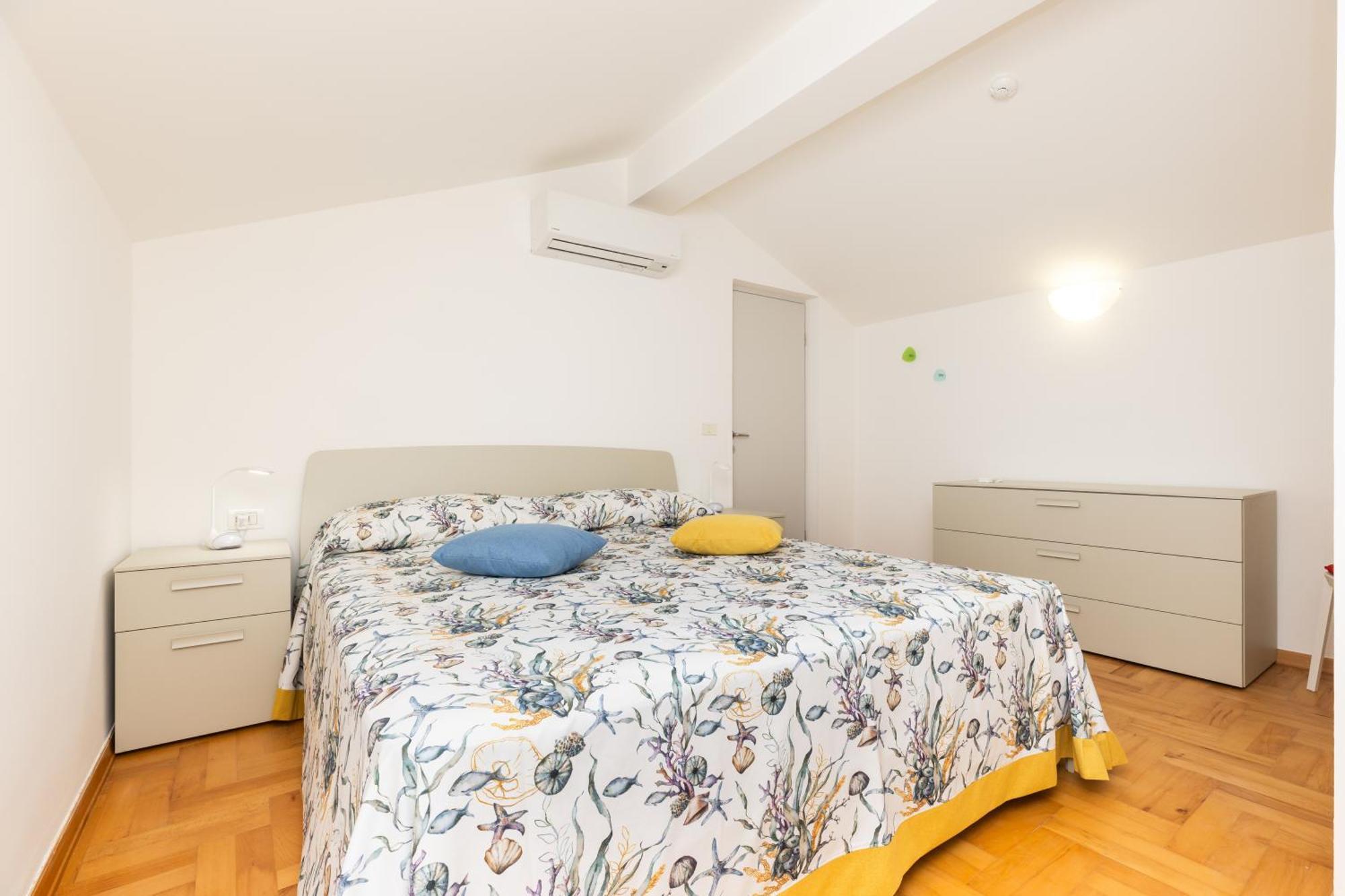 Velo Jedro Apartmani Punta Veli Lošinj Exterior foto